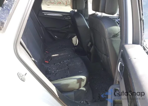 2015 Porsche Macan S z USA, uszkodzony, nr VIN WP1AB2A5XFLB66178